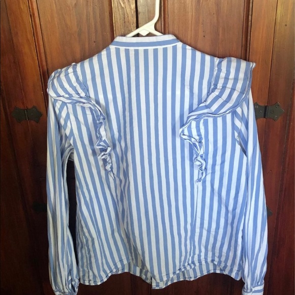 Who What Wear Blue Striped Button down Ruffle Top - Picture 5 of 5